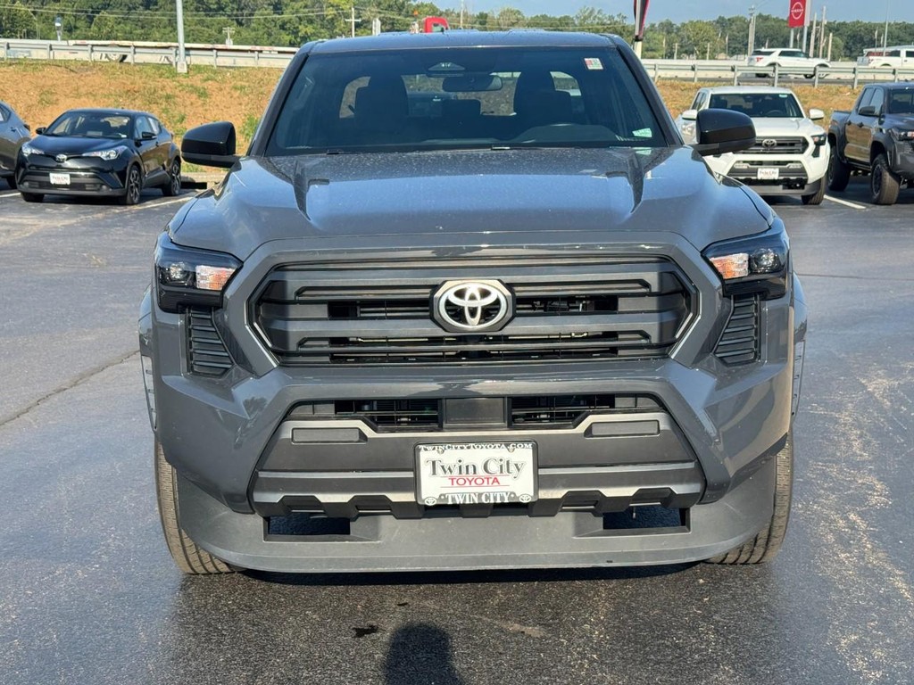 Toyota Tacoma 4WD Vehicle Image 9