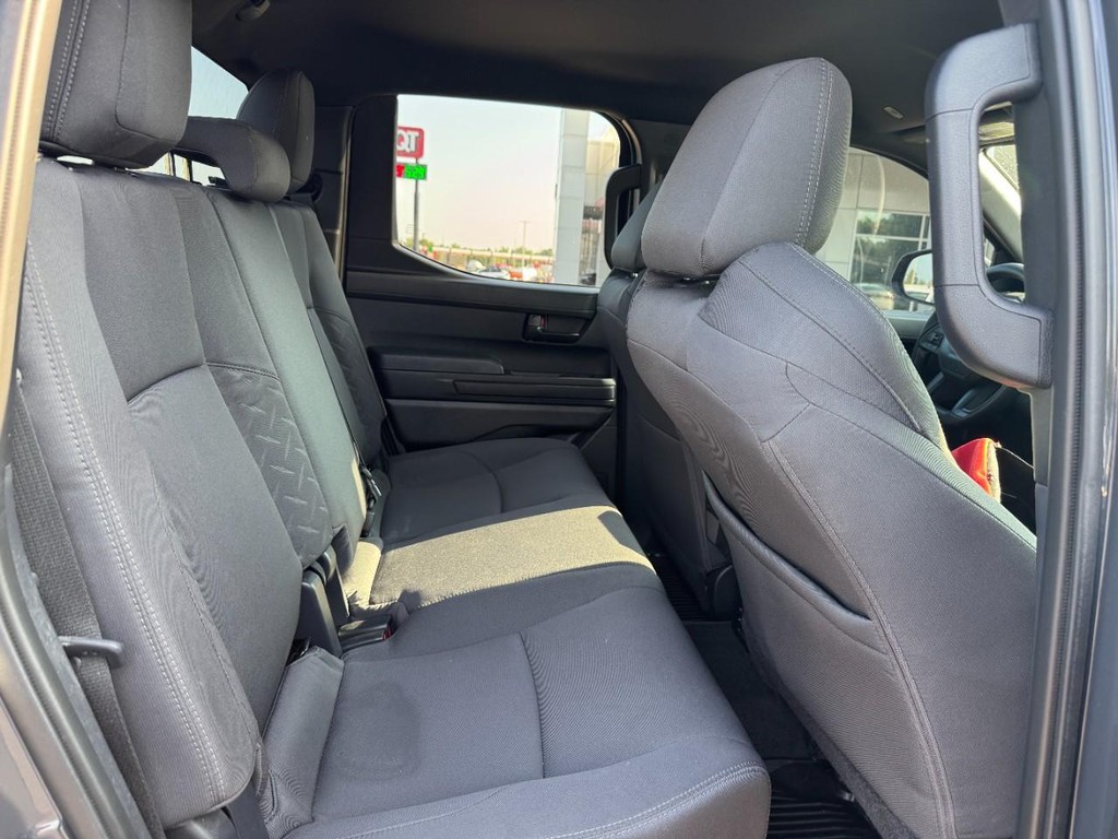 Toyota Tacoma 4WD Vehicle Image 10