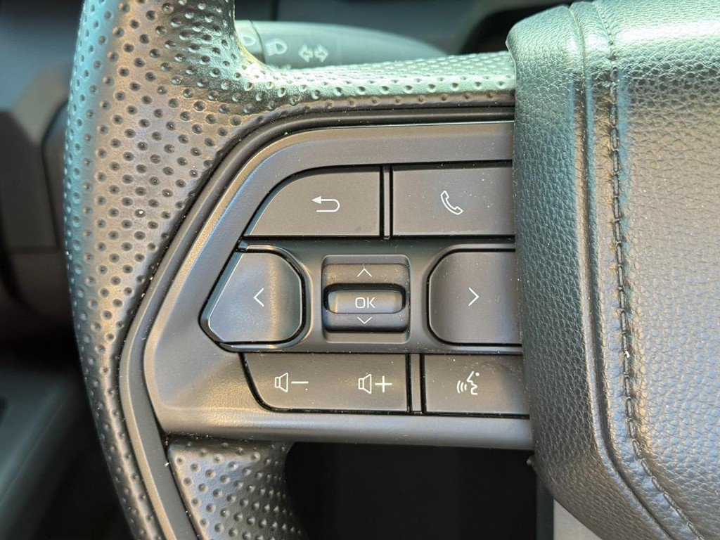 Toyota Tacoma 4WD Vehicle Image 19