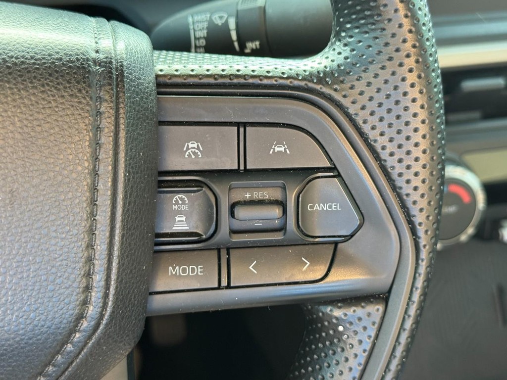 Toyota Tacoma 4WD Vehicle Image 20
