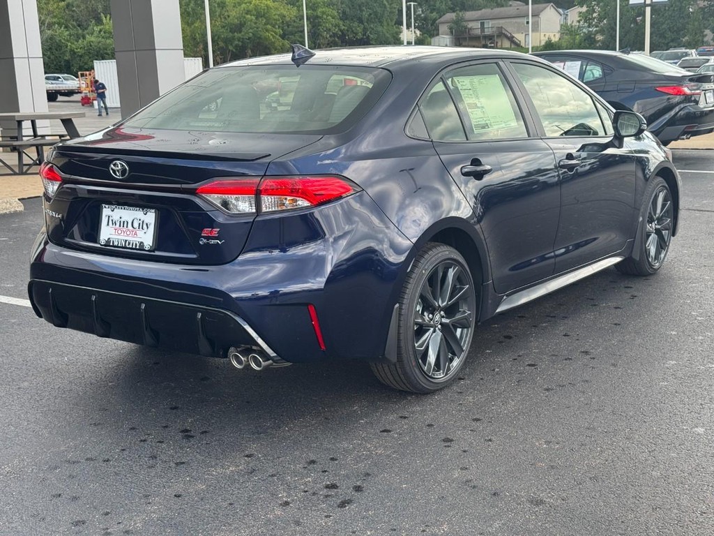 Toyota Corolla Vehicle Image 4