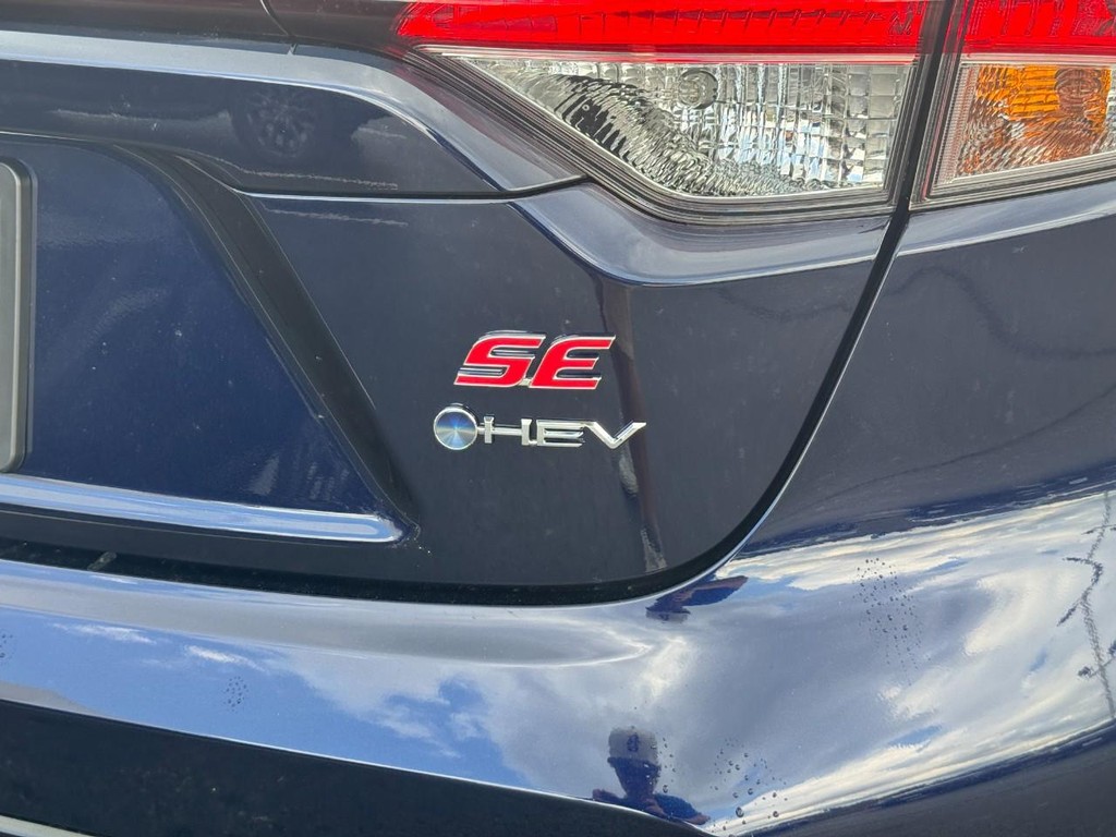 Toyota Corolla Vehicle Image 5
