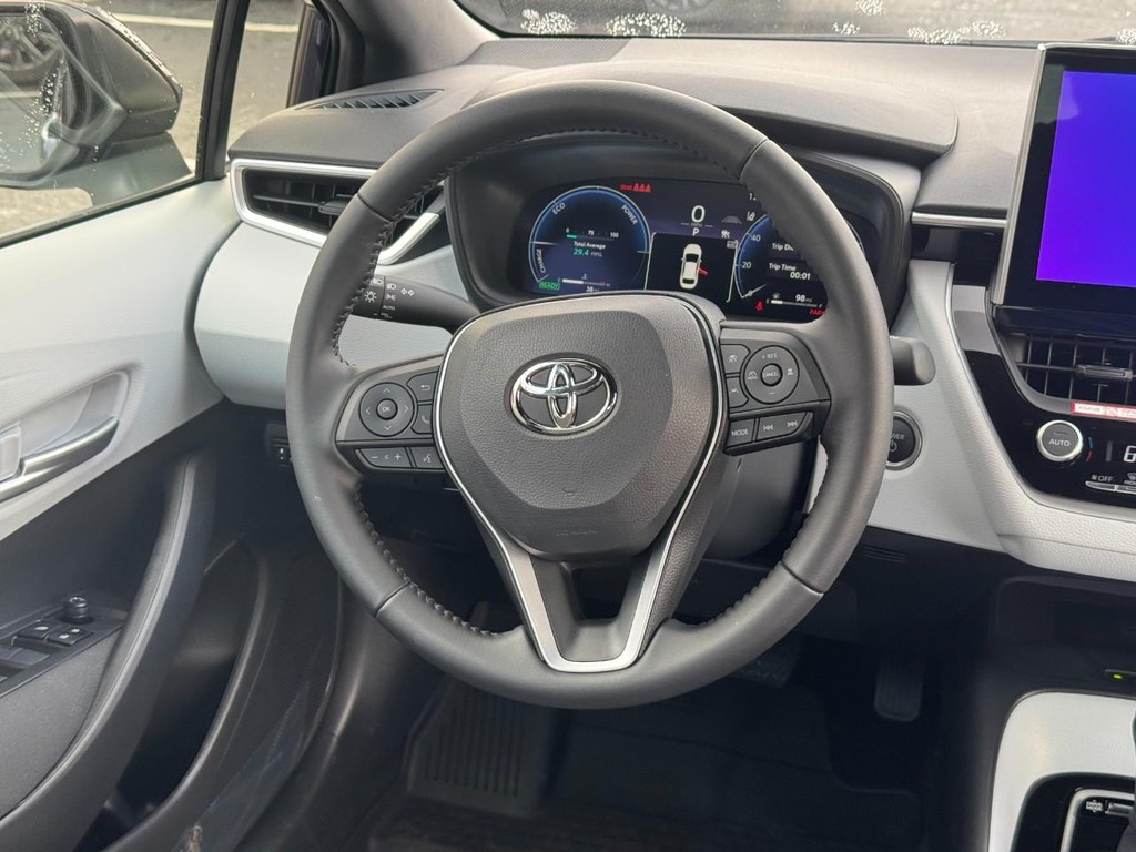 Toyota Corolla Vehicle Image 8