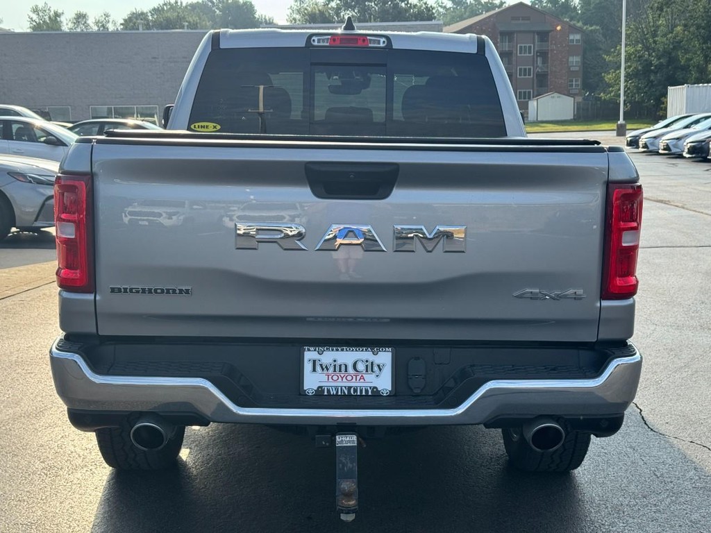 Ram 1500 Vehicle Image 4