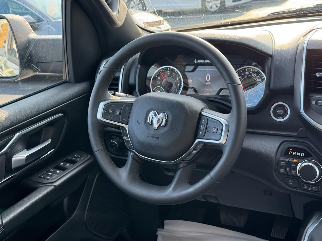 Ram 1500 Vehicle Image 14