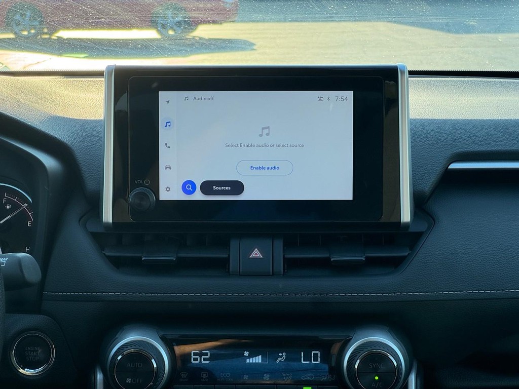 Toyota RAV4 Vehicle Image 15