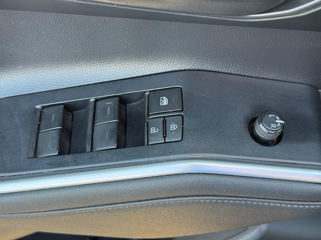 Toyota Highlander Vehicle Image 18