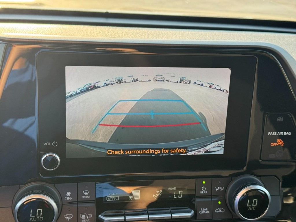 Toyota Highlander Vehicle Image 25