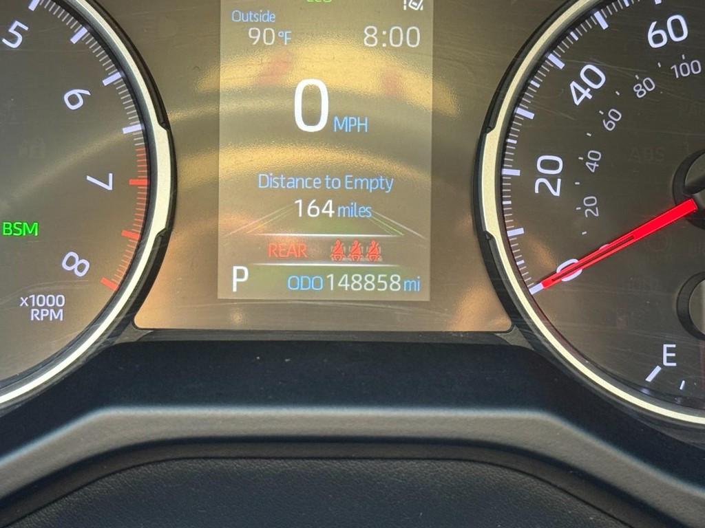 Toyota RAV4 Vehicle Image 23