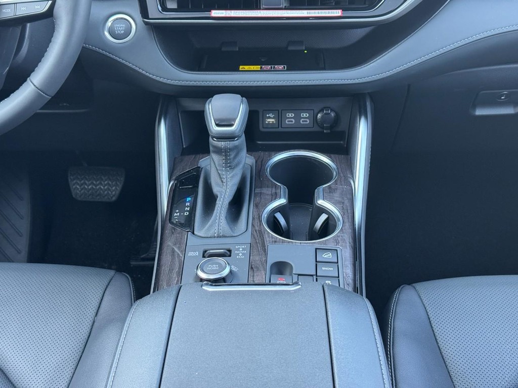 Toyota Highlander Vehicle Image 12