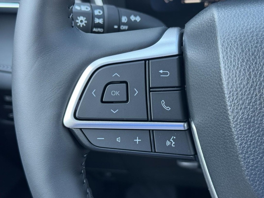 Toyota Highlander Vehicle Image 17