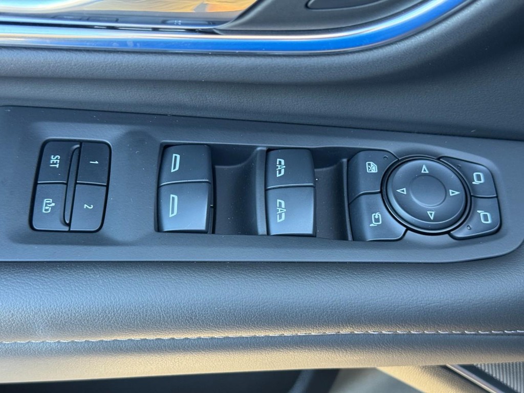 Chevrolet Tahoe Vehicle Image 18
