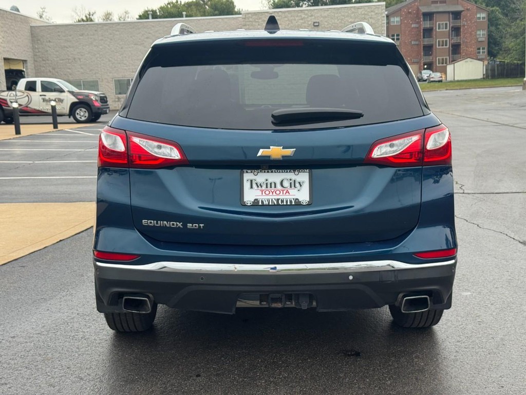 Chevrolet Equinox Vehicle Full-screen Gallery Image 04