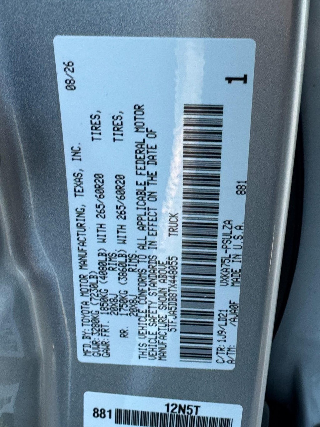 Toyota Tundra 4WD Vehicle Image 19