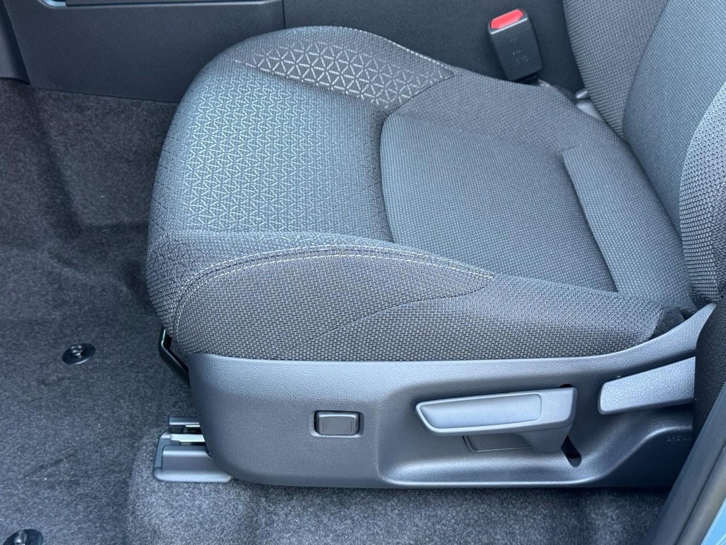 Toyota 4Runner Vehicle Image 13