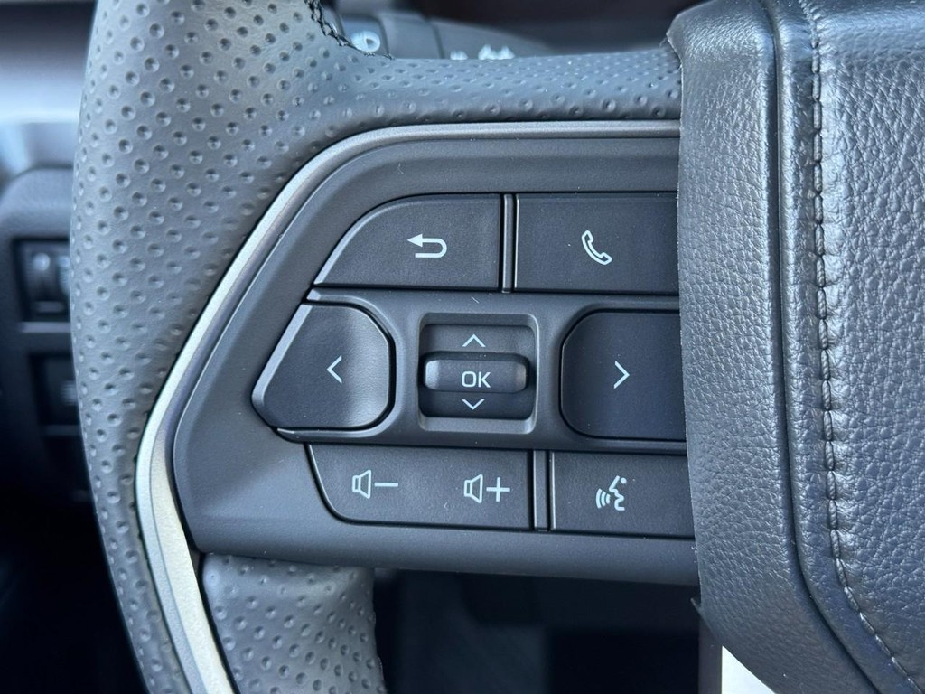 Toyota 4Runner Vehicle Image 15