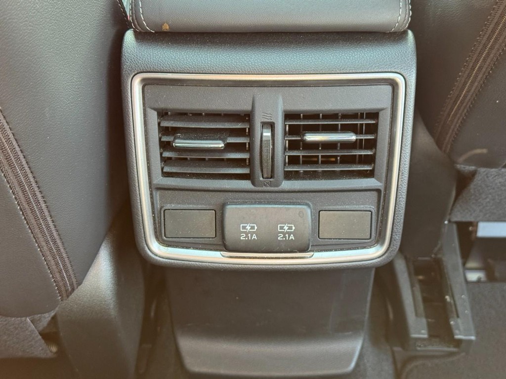 Subaru Forester Vehicle Image 11