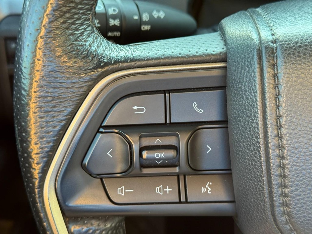 Toyota Tacoma 4WD Vehicle Image 19