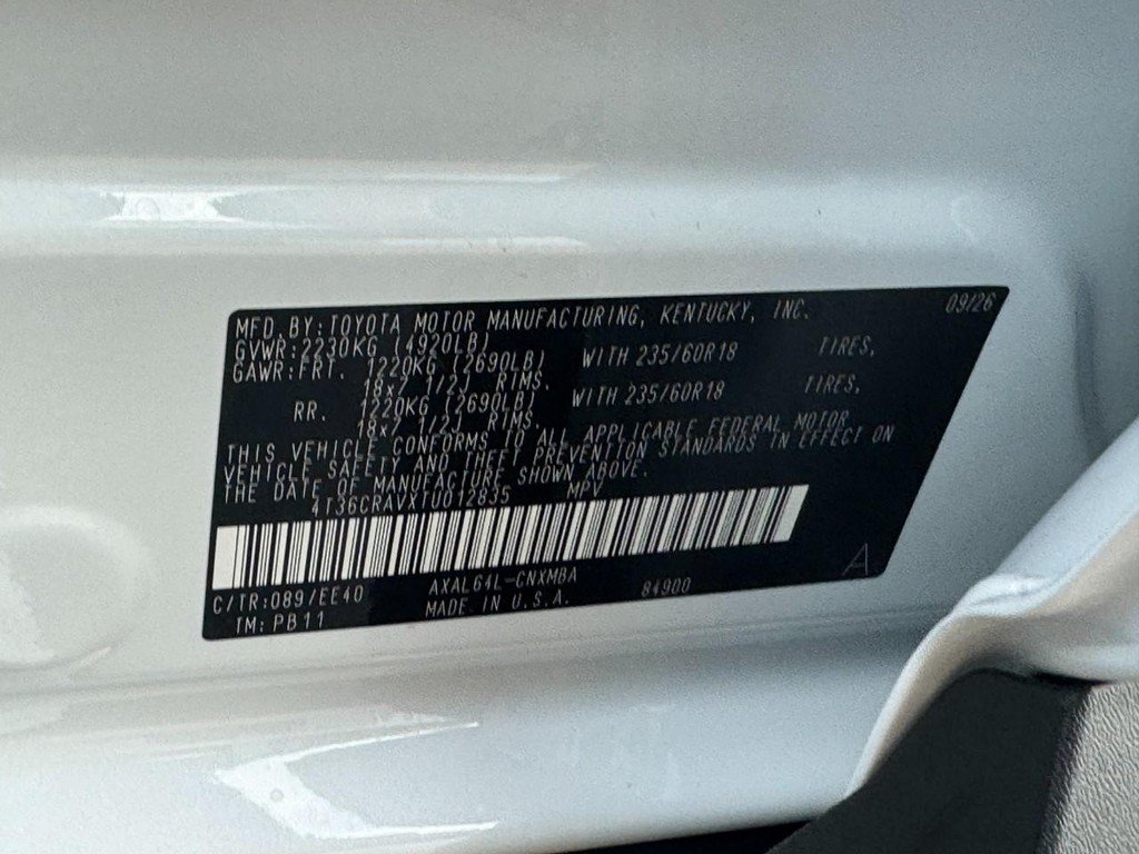 Toyota RAV4 Vehicle Image 20
