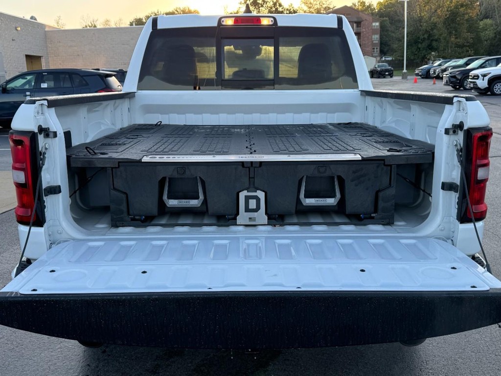 Ram 1500 Vehicle Image 6