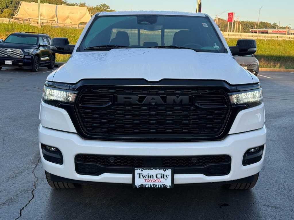 Ram 1500 Vehicle Image 10