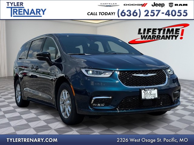 more details - chrysler pacifica