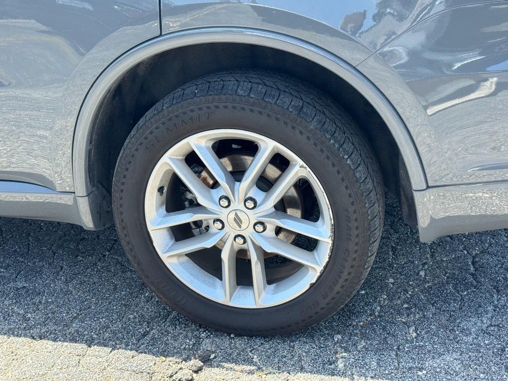 Dodge Durango Vehicle Full-screen Gallery Image 05