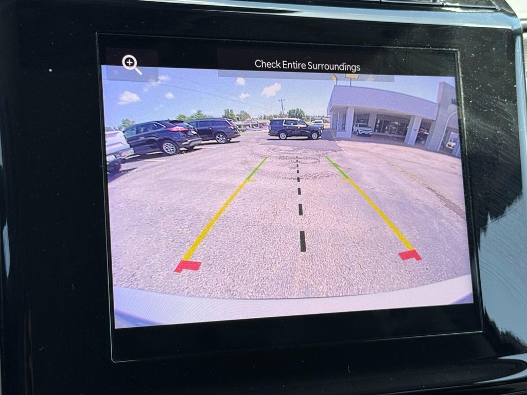 Jeep Grand Cherokee L Vehicle Full-screen Gallery Image 23