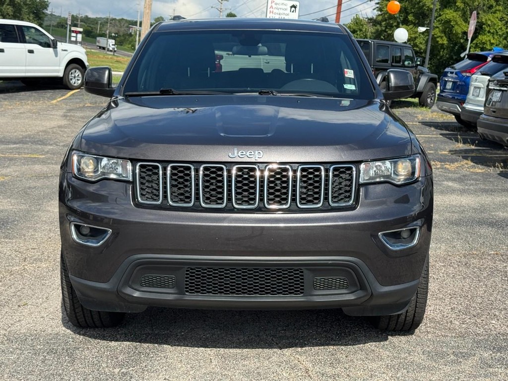 Jeep Grand Cherokee Vehicle Full-screen Gallery Image 07