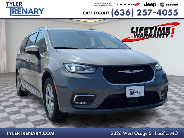 more details - chrysler pacifica