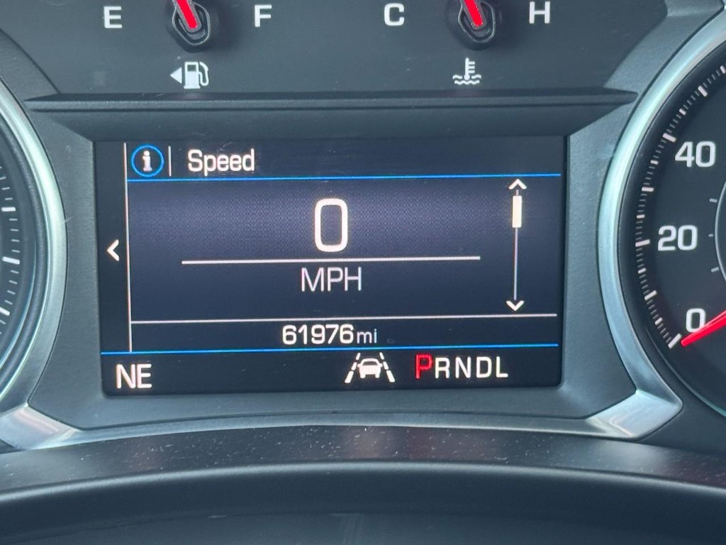 Chevrolet Equinox Vehicle Full-screen Gallery Image 18