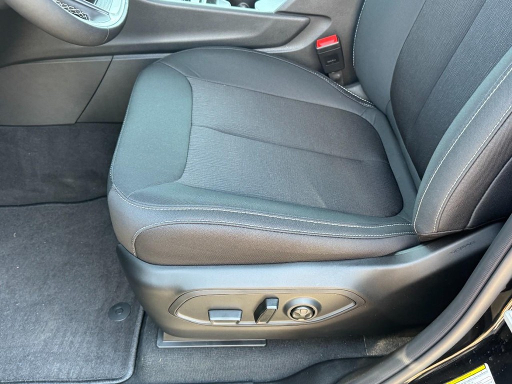 Jeep Grand Cherokee Vehicle Full-screen Gallery Image 17