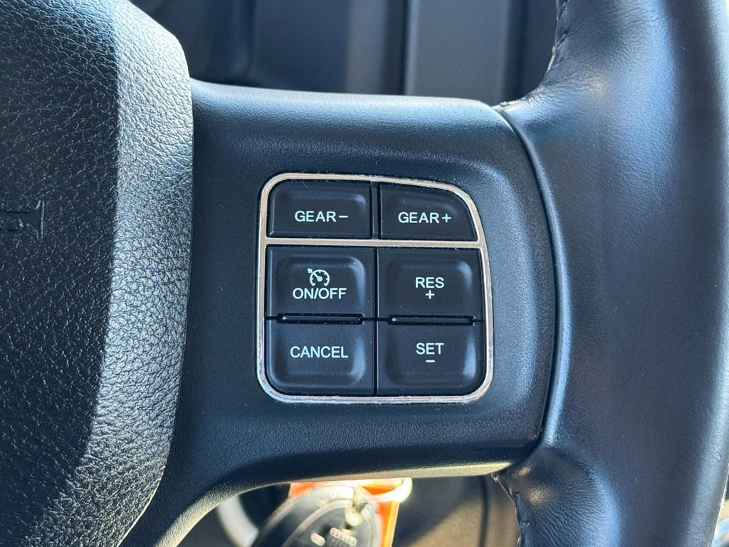 Ram 1500 Vehicle Full-screen Gallery Image 18