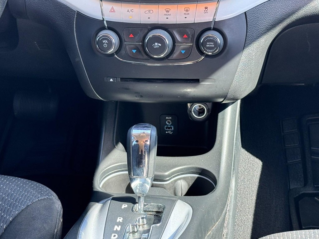 Dodge Journey Vehicle Full-screen Gallery Image 09