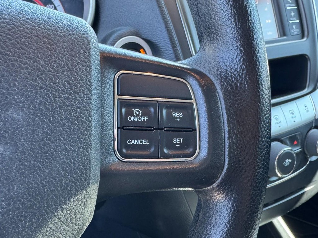 Dodge Journey Vehicle Full-screen Gallery Image 13