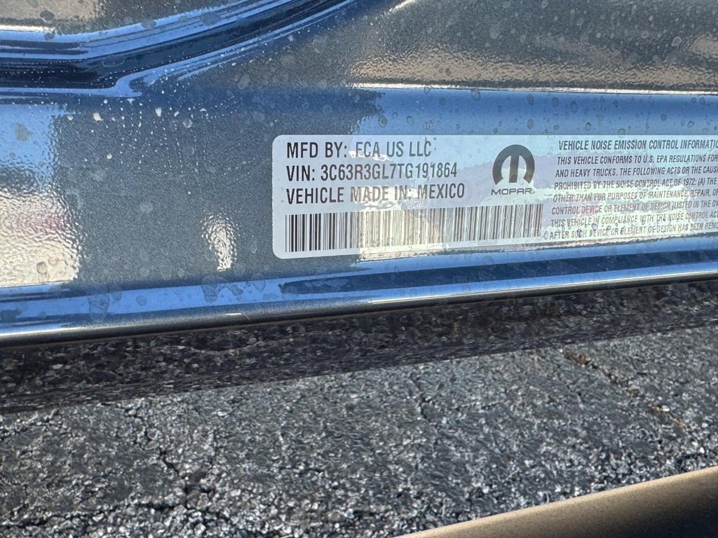 Ram 3500 Vehicle Full-screen Gallery Image 19