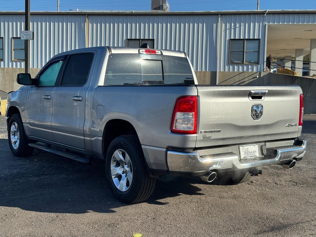 Ram 1500 Vehicle Full-screen Gallery Image 06