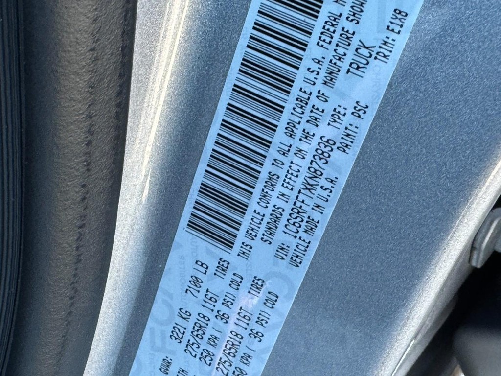 Ram 1500 Vehicle Full-screen Gallery Image 26