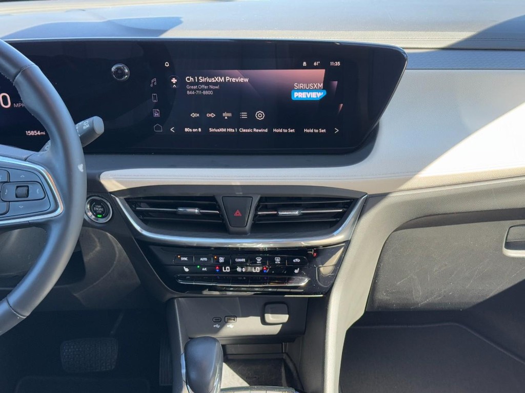 Buick Encore GX Vehicle Full-screen Gallery Image 13