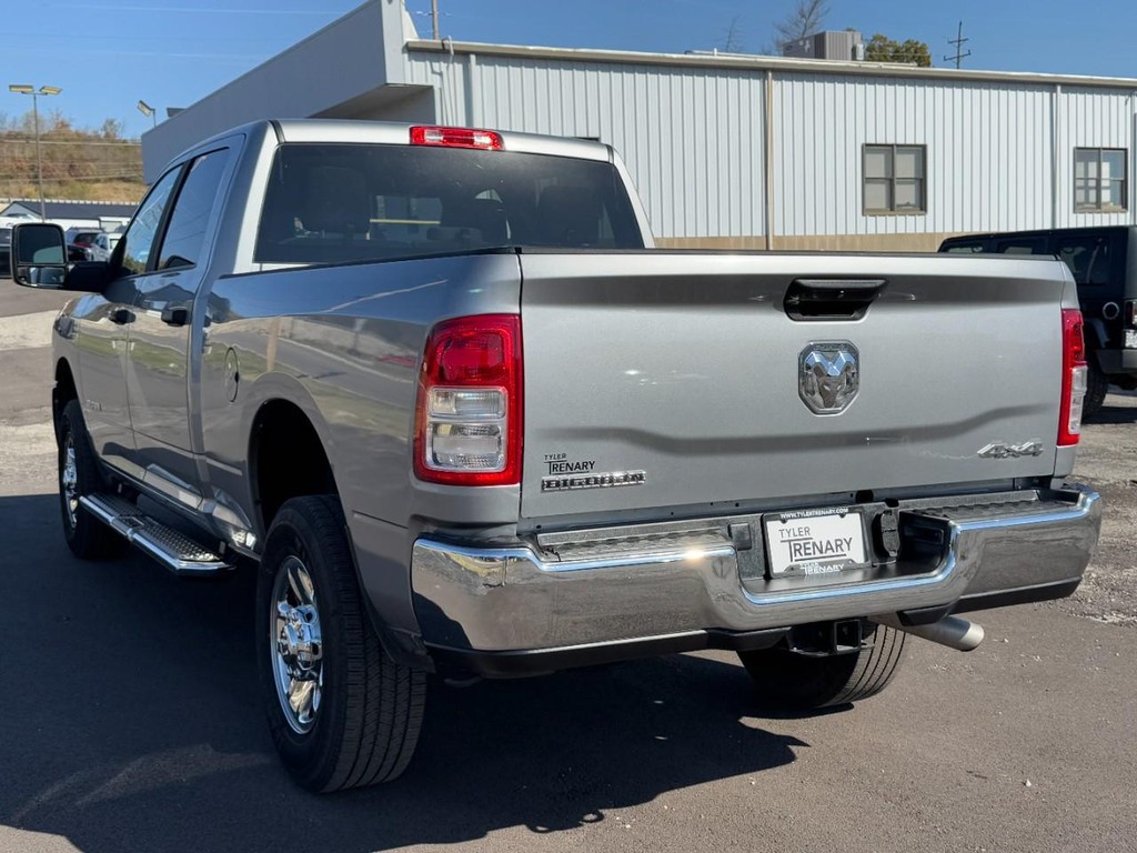 Ram 2500 Vehicle Full-screen Gallery Image 04