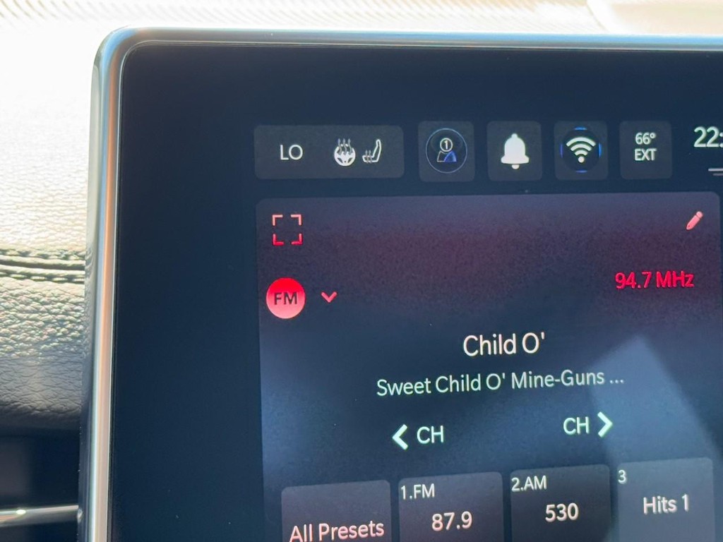 Jeep Compass Vehicle Full-screen Gallery Image 13