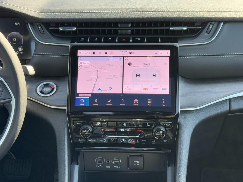 Jeep Grand Cherokee Vehicle Full-screen Gallery Image 09