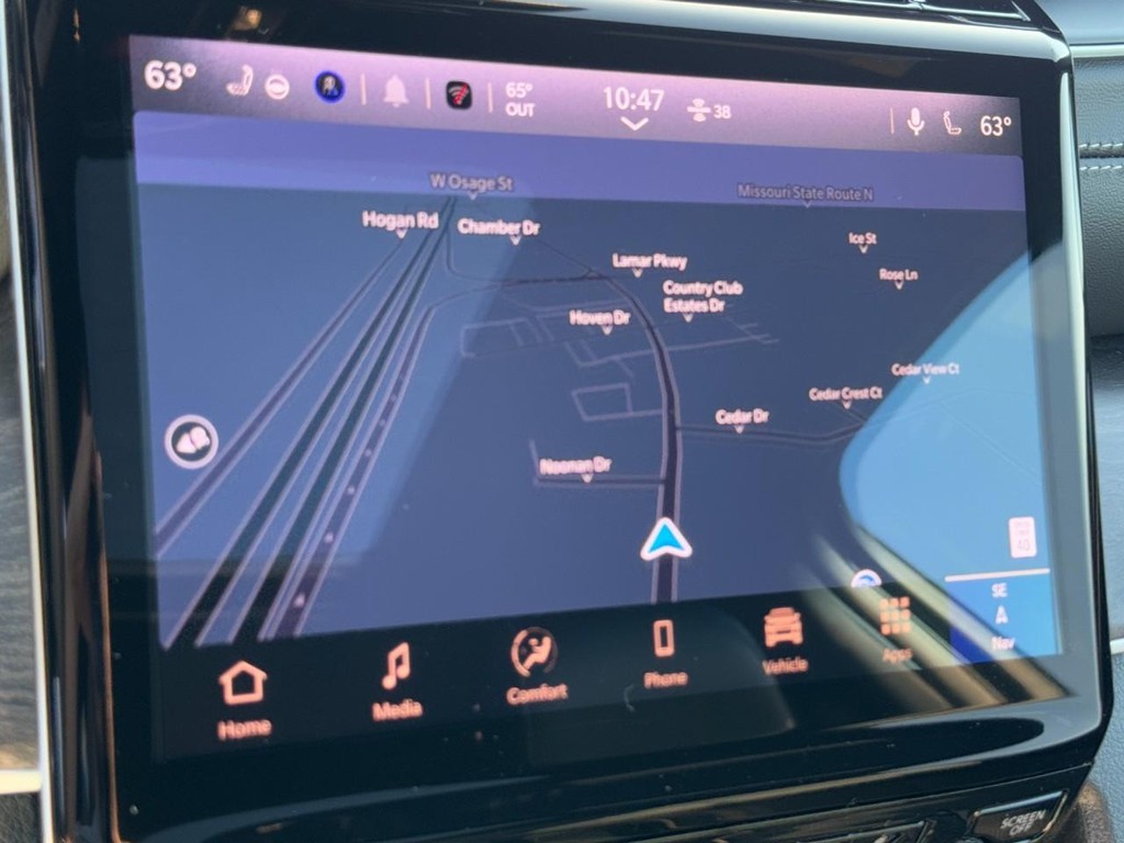 Jeep Grand Cherokee Vehicle Full-screen Gallery Image 17