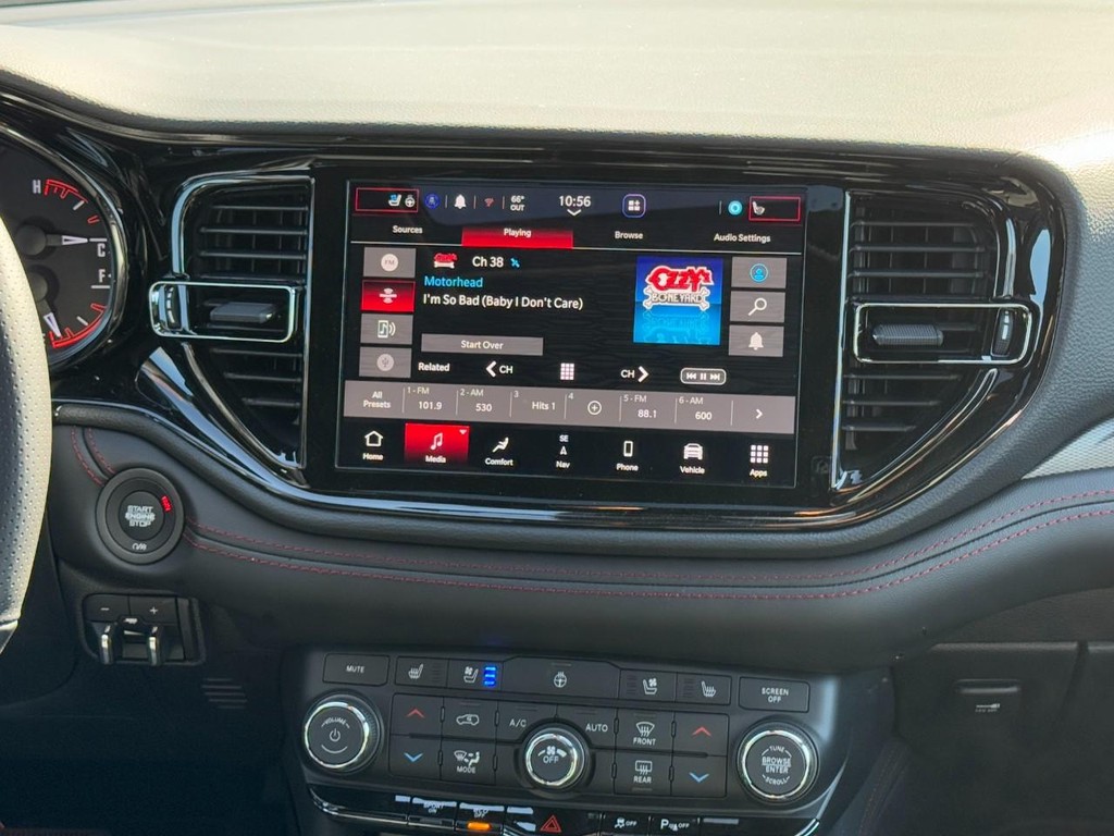 Dodge Durango Vehicle Full-screen Gallery Image 09