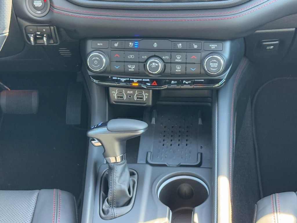 Dodge Durango Vehicle Full-screen Gallery Image 10