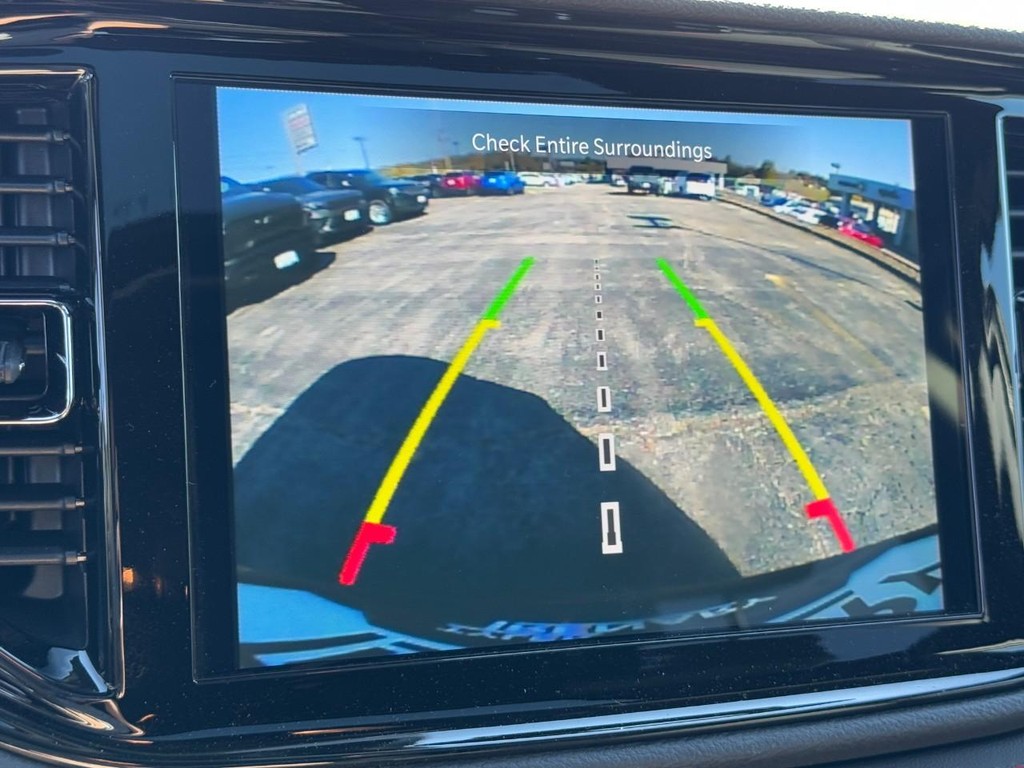 Dodge Durango Vehicle Full-screen Gallery Image 19