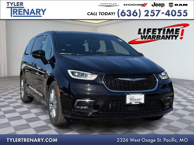 more details - chrysler pacifica