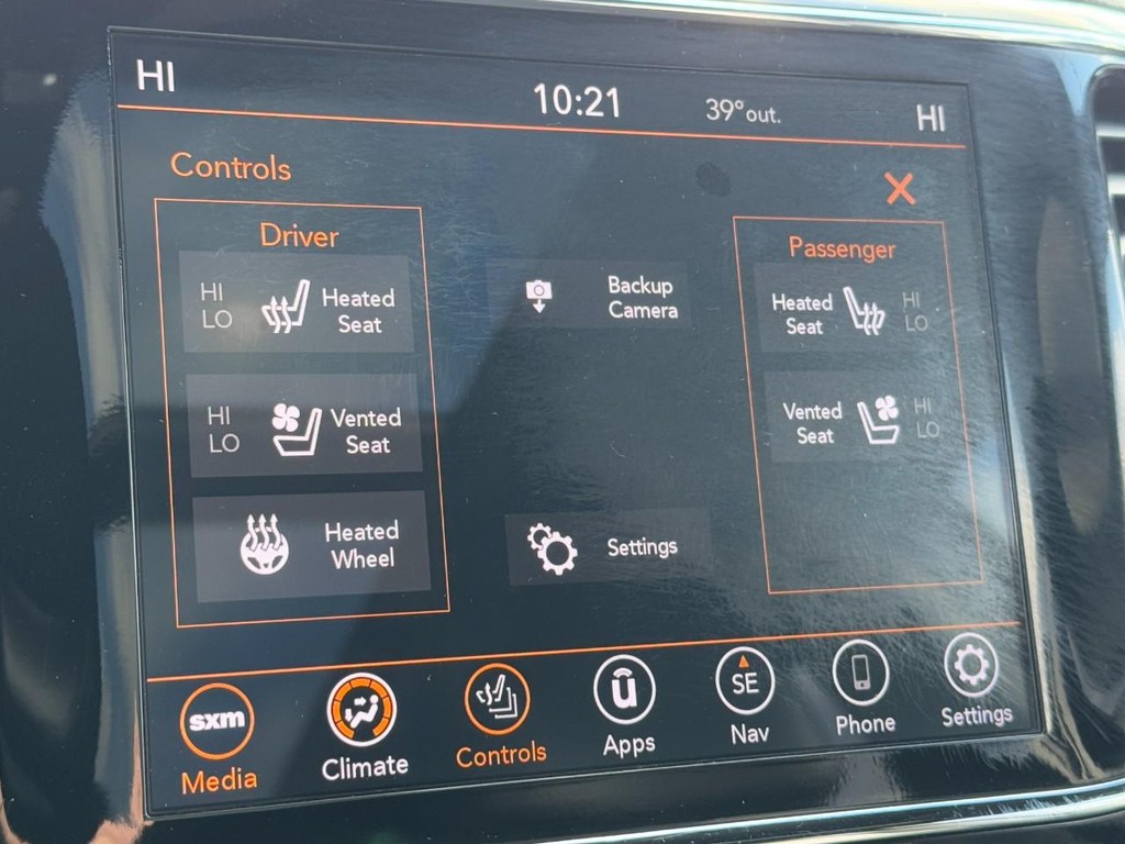 Jeep Grand Cherokee Vehicle Full-screen Gallery Image 22