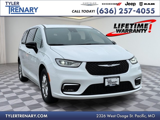 more details - chrysler pacifica