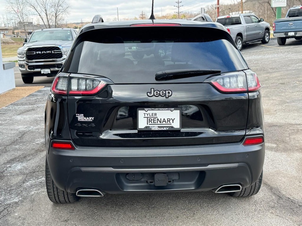 Jeep Cherokee Vehicle Full-screen Gallery Image 08